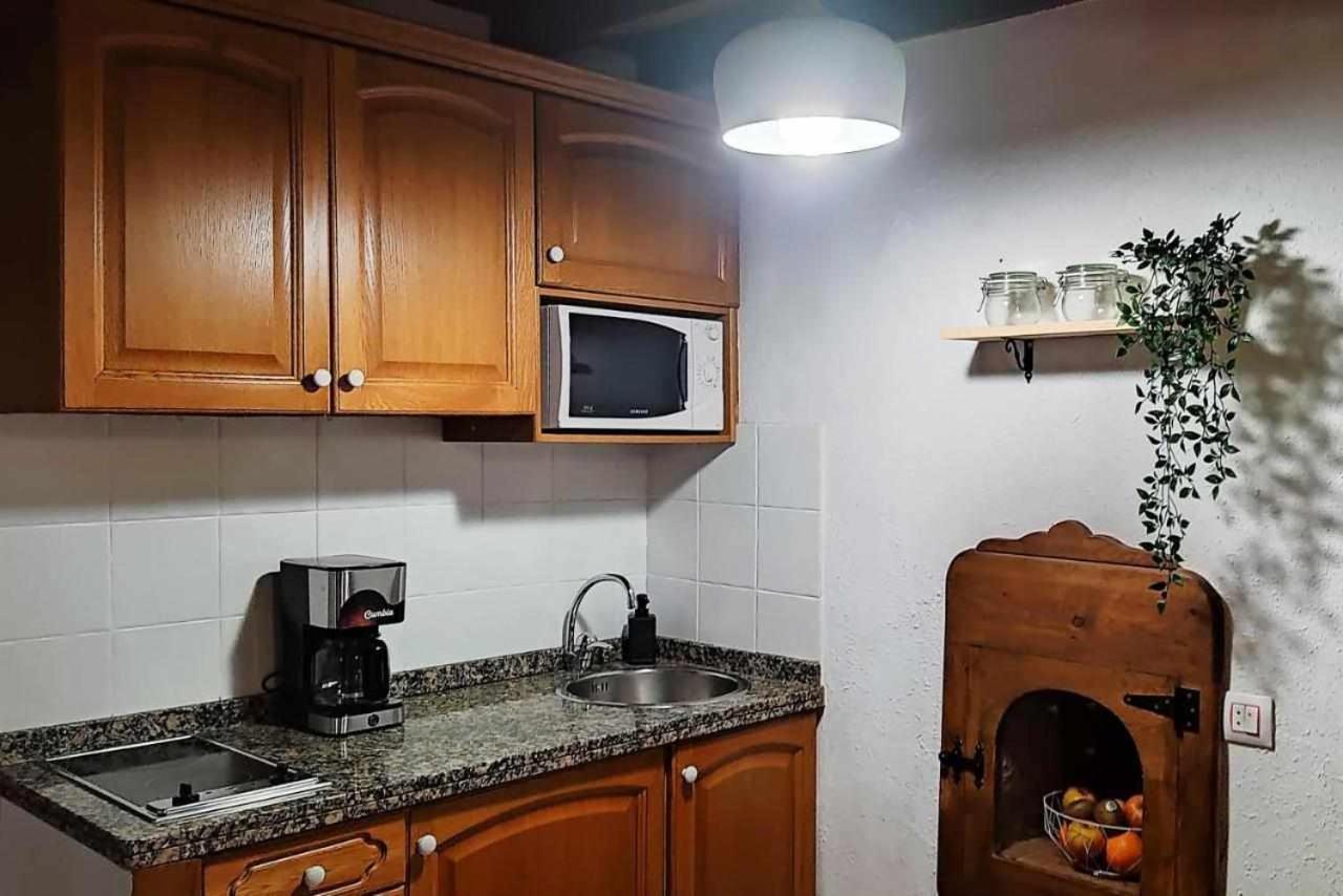 Apartamentos Rurales La Laguna Somiedo Valle de Lago Exterior photo